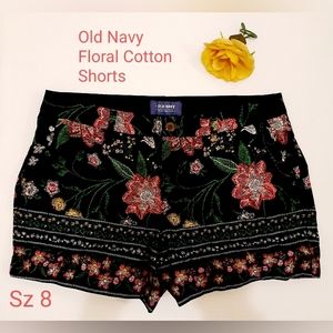 Old Navy Black Floral Embroidered Hot Shorts 8